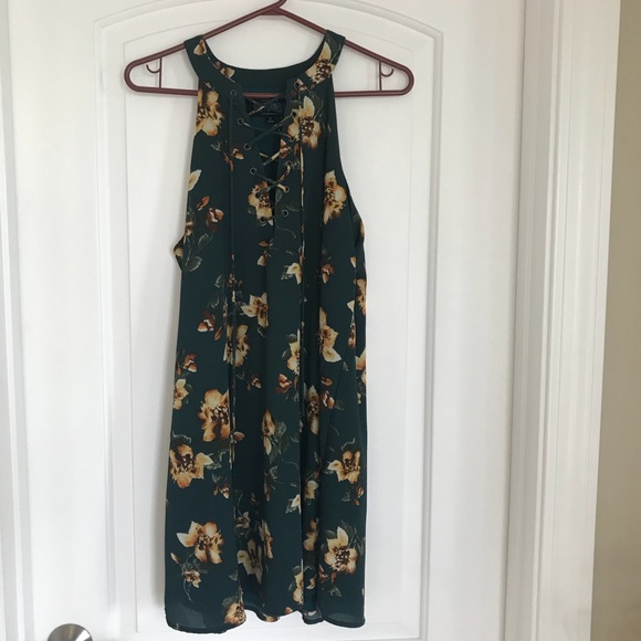 Sweet Wanderer / Blu Pepper Green Floral Dress - Picture 4 of 8